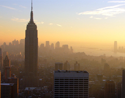 Еще - тяжелая жара, тропический климат..